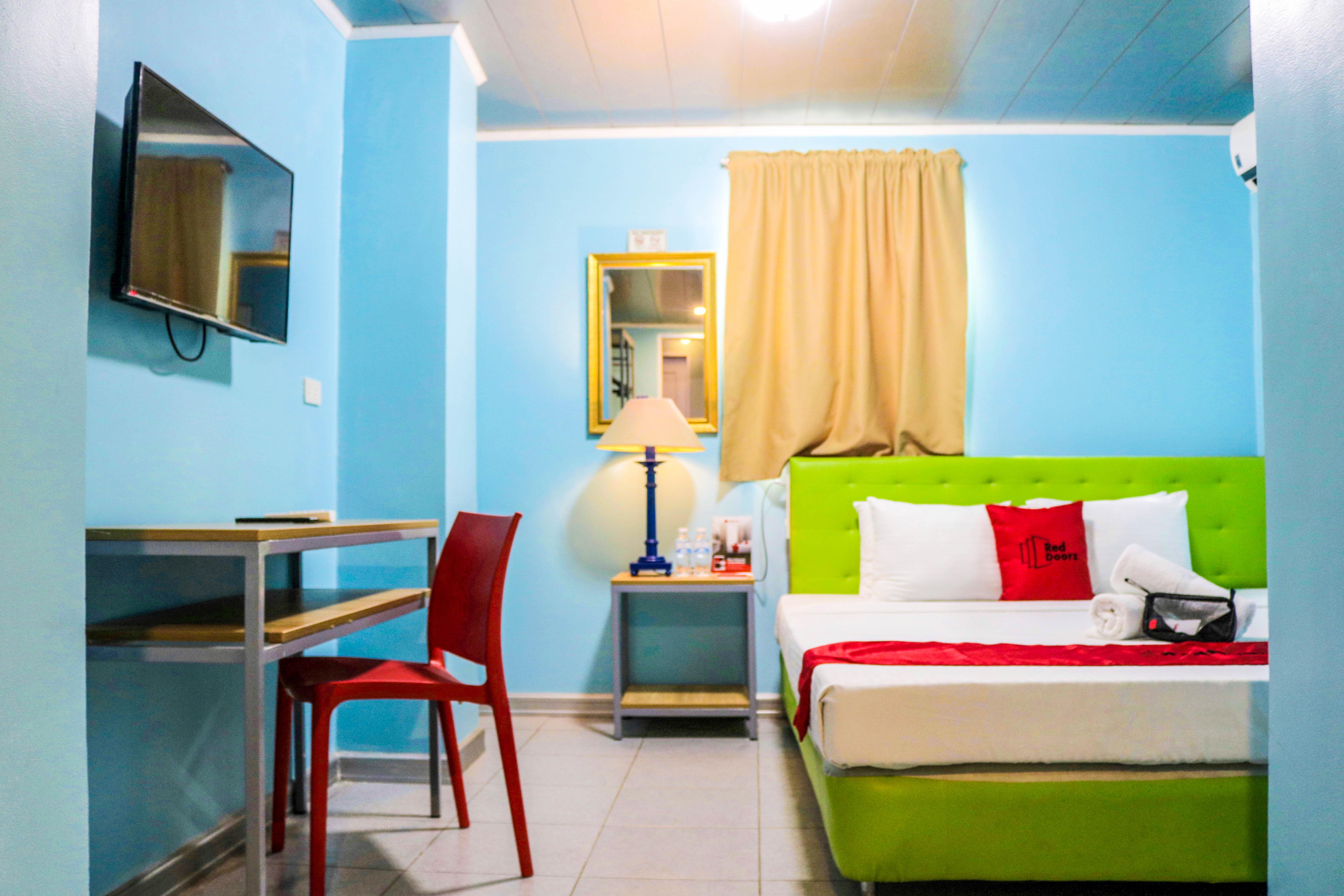 Reddoorz Plus New Era Budget Hotel Mandaue Former Reddoorz Plus Near Uv Mandaue Cebu Екстер'єр фото